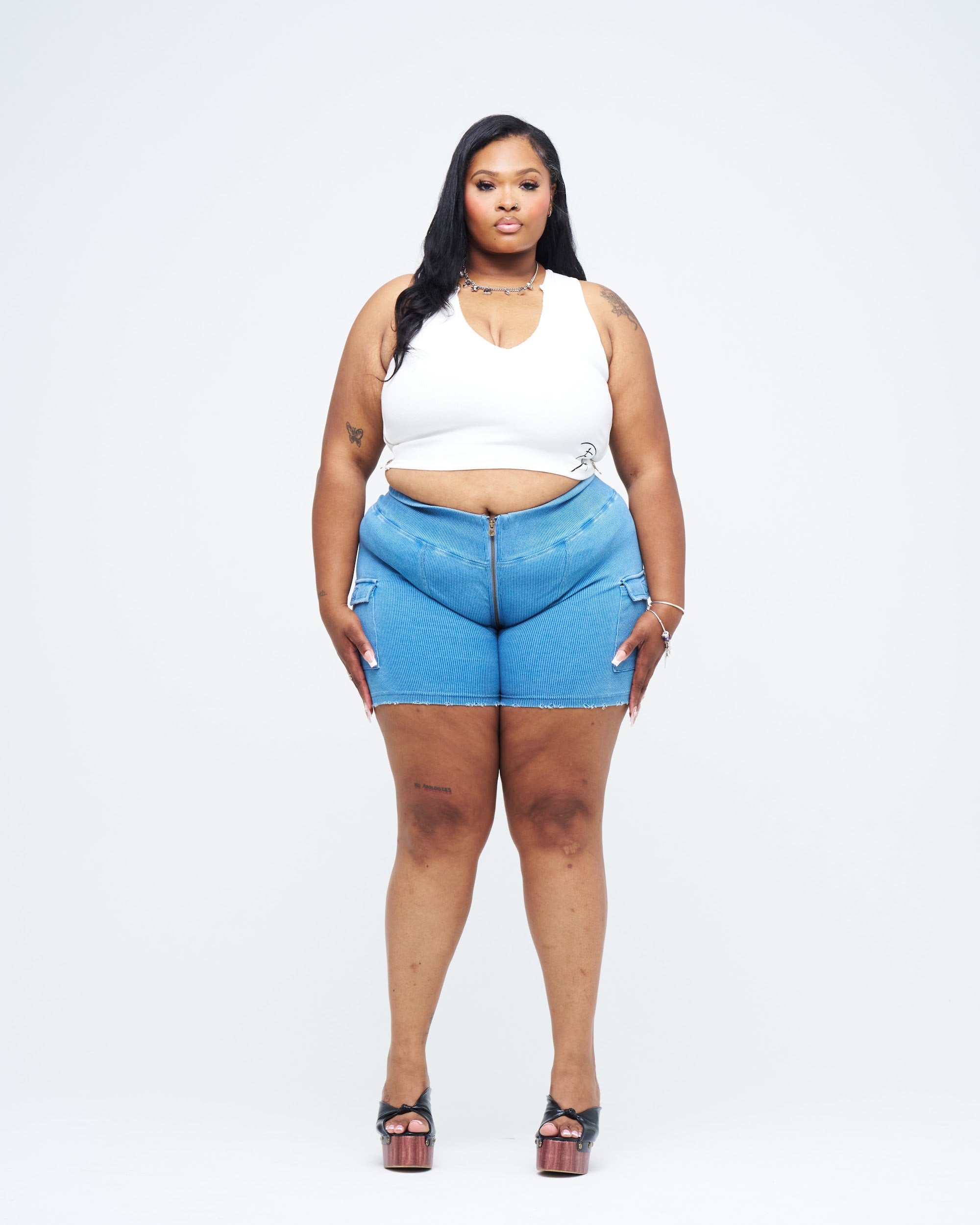DENIM WASHED UZIP SHORTS