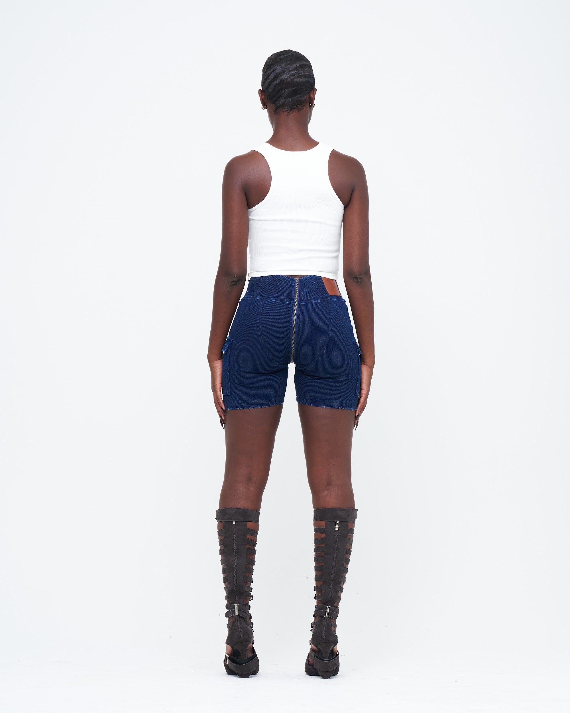 DARK DENIM UZIP SHORTS